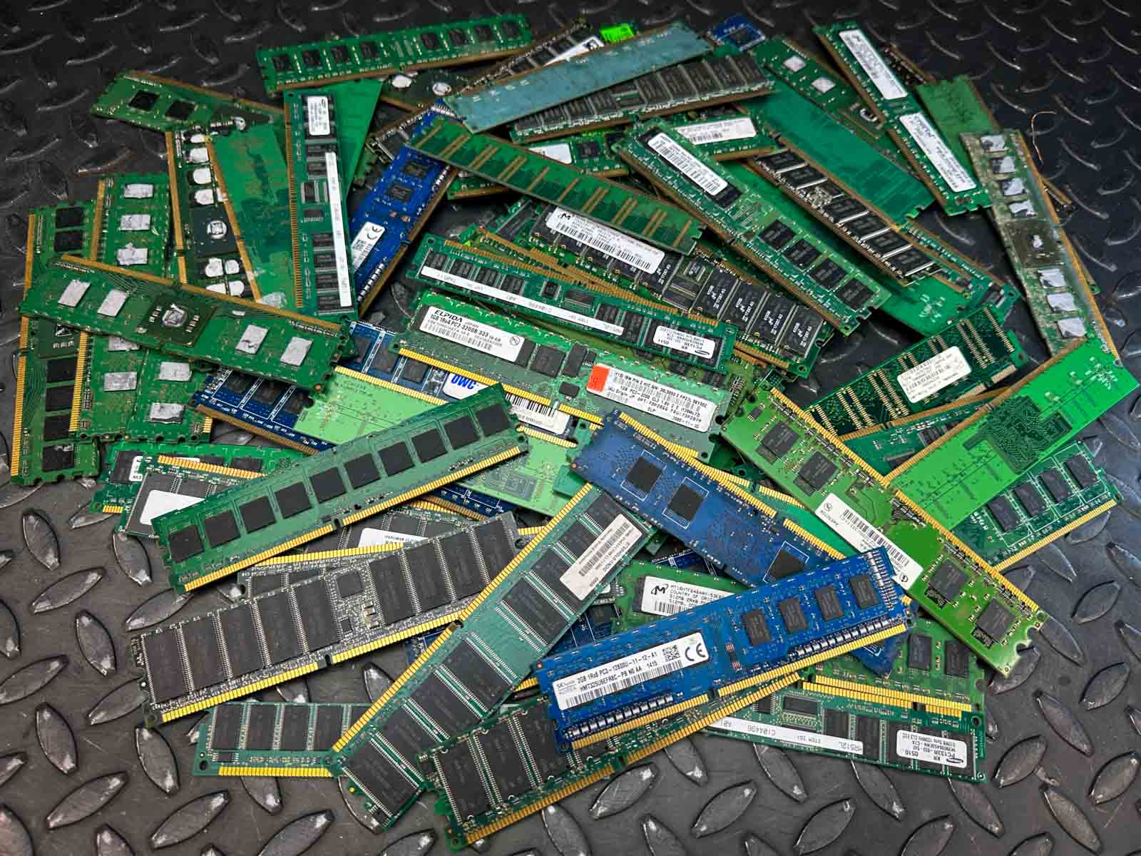 Scrap computer memory modules